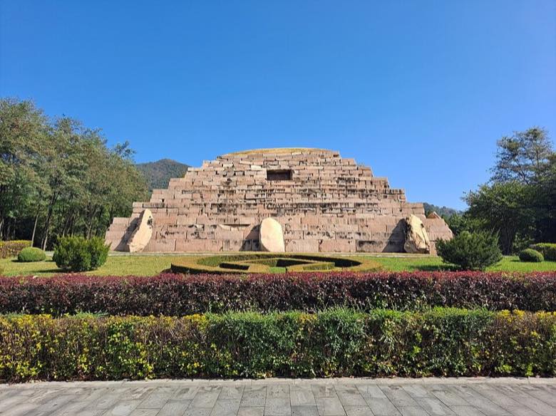 장군총